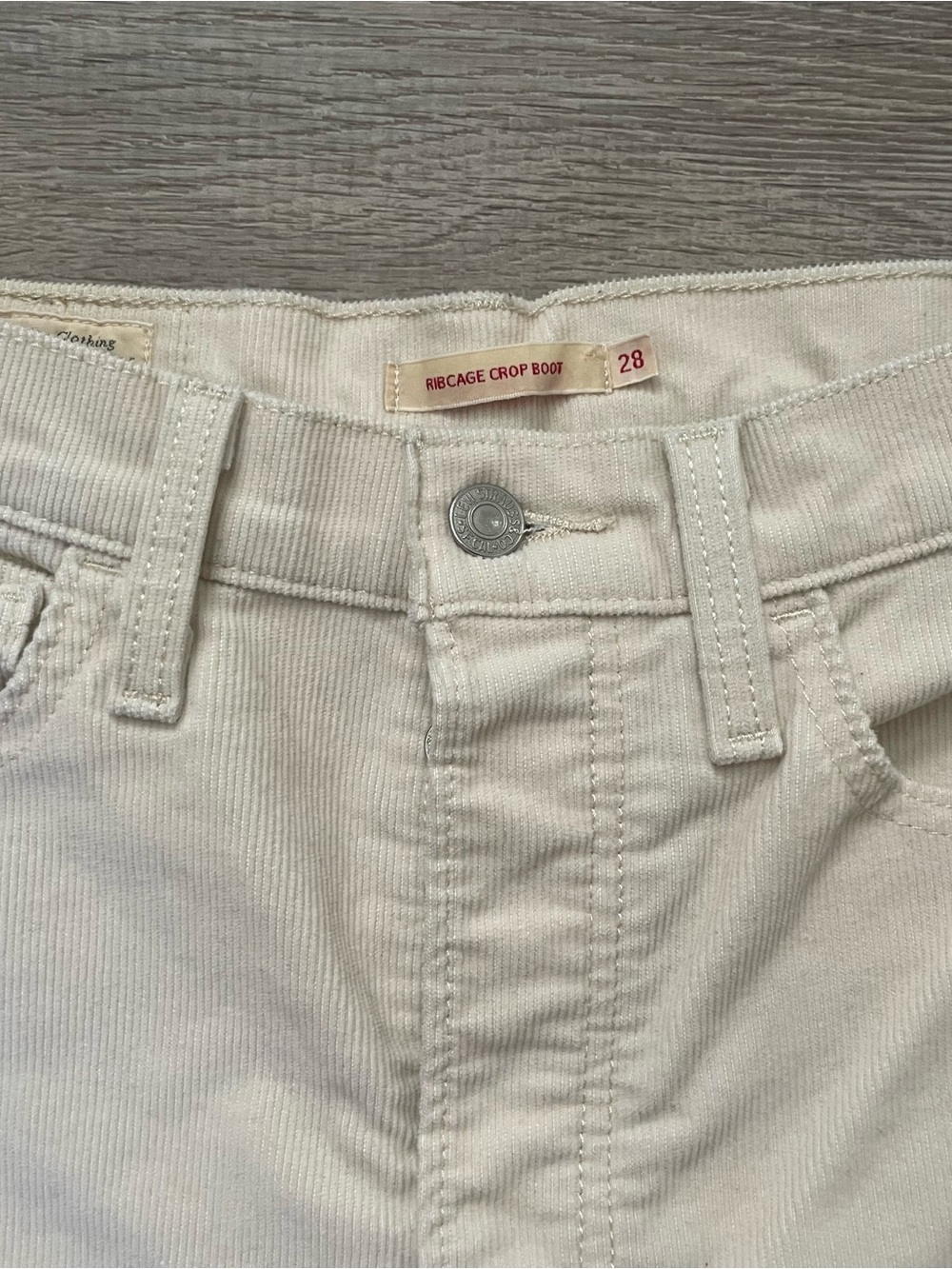 Levi Ribcage Crop Boot Pant - Picture 3 of 5